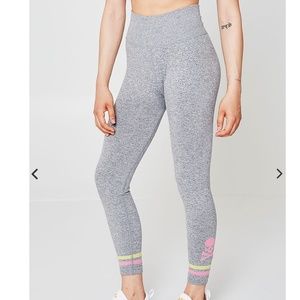 SOULCYCLE Seamless Skull Jacquard Legging, Size M (NWT)